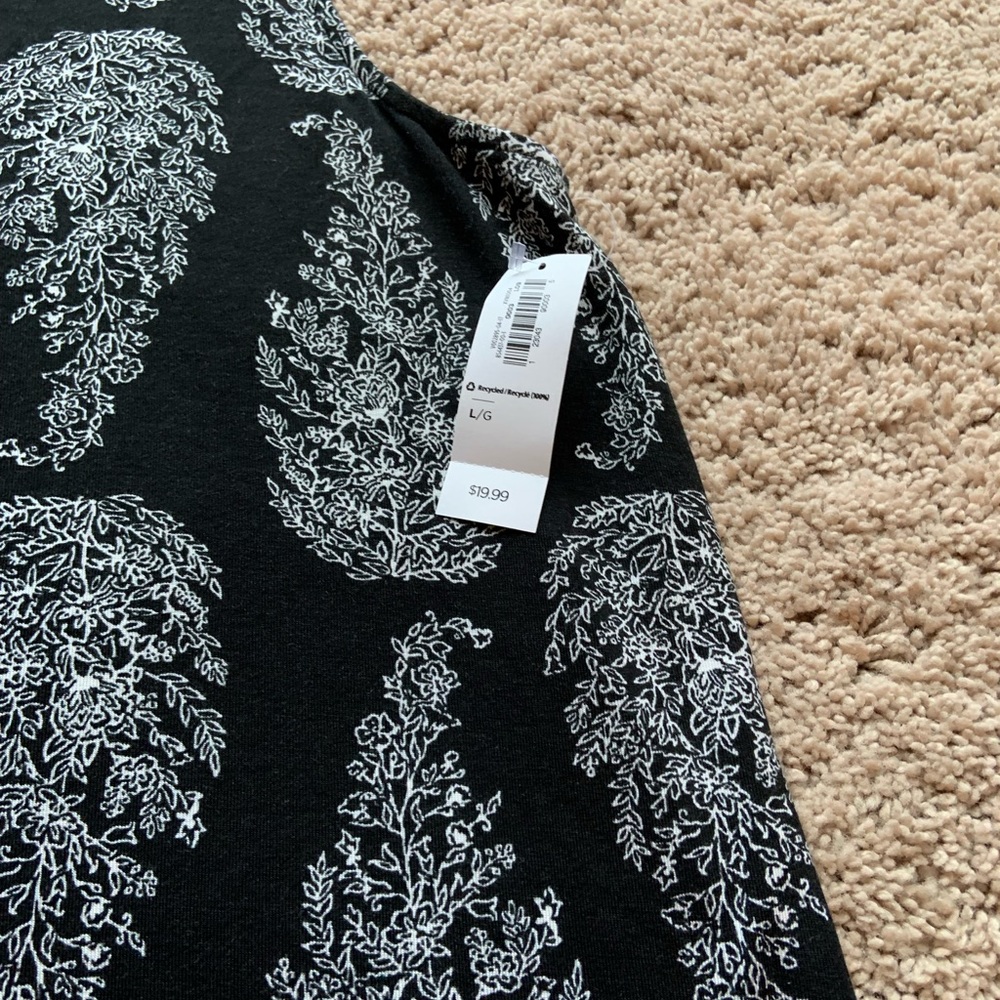 Old Navy tank - Picture 3 of 3